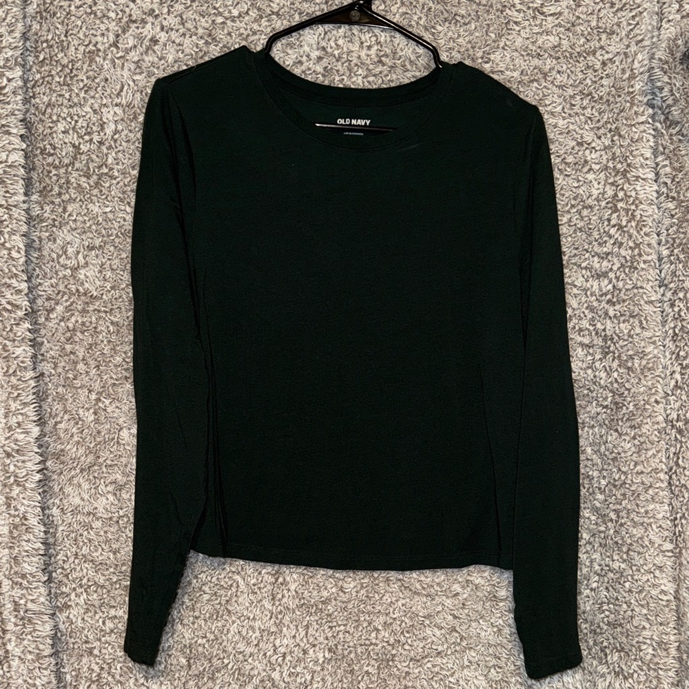 Old Navy Cropped Long Sleeve Tee